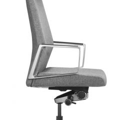 Кресло руководителя Бюрократ _JONS/CASHGREY серый в Игриме - igrim.mebel24.online | фото 2
