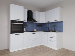Кухонный гарнитур угловой Смоки 2400*1600 (Стол. 26мм) в Игриме - igrim.mebel24.online | фото 1